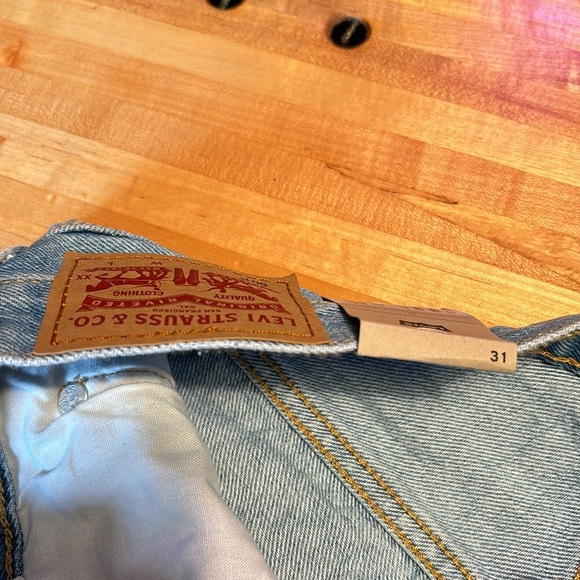 Brand new pair of Levi’s - Picture 4 of 4